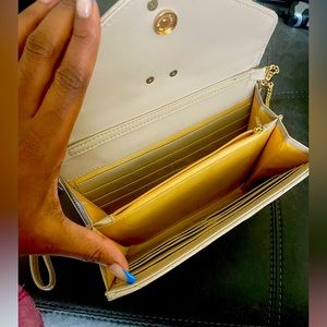 CASSANDRE MATELASSÉ CHAIN WALLET
